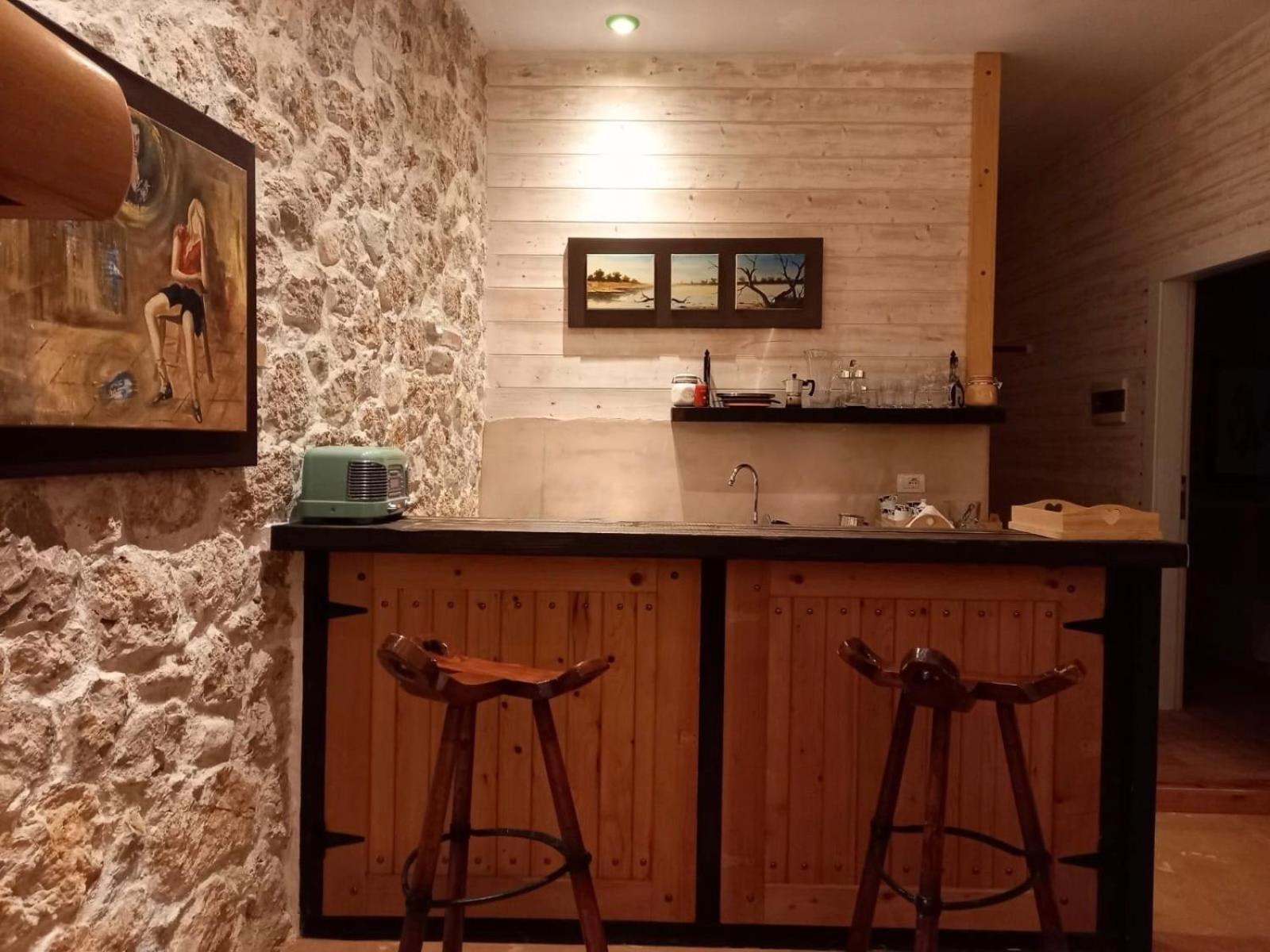 Rahoni Park & Suites Дхерми Экстерьер фото
